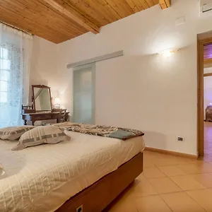 Apartamento Borghese Roomy Flat, Roma